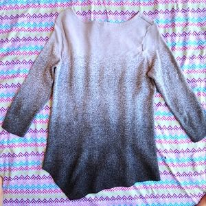 Size M 3/4 Sleeve Top